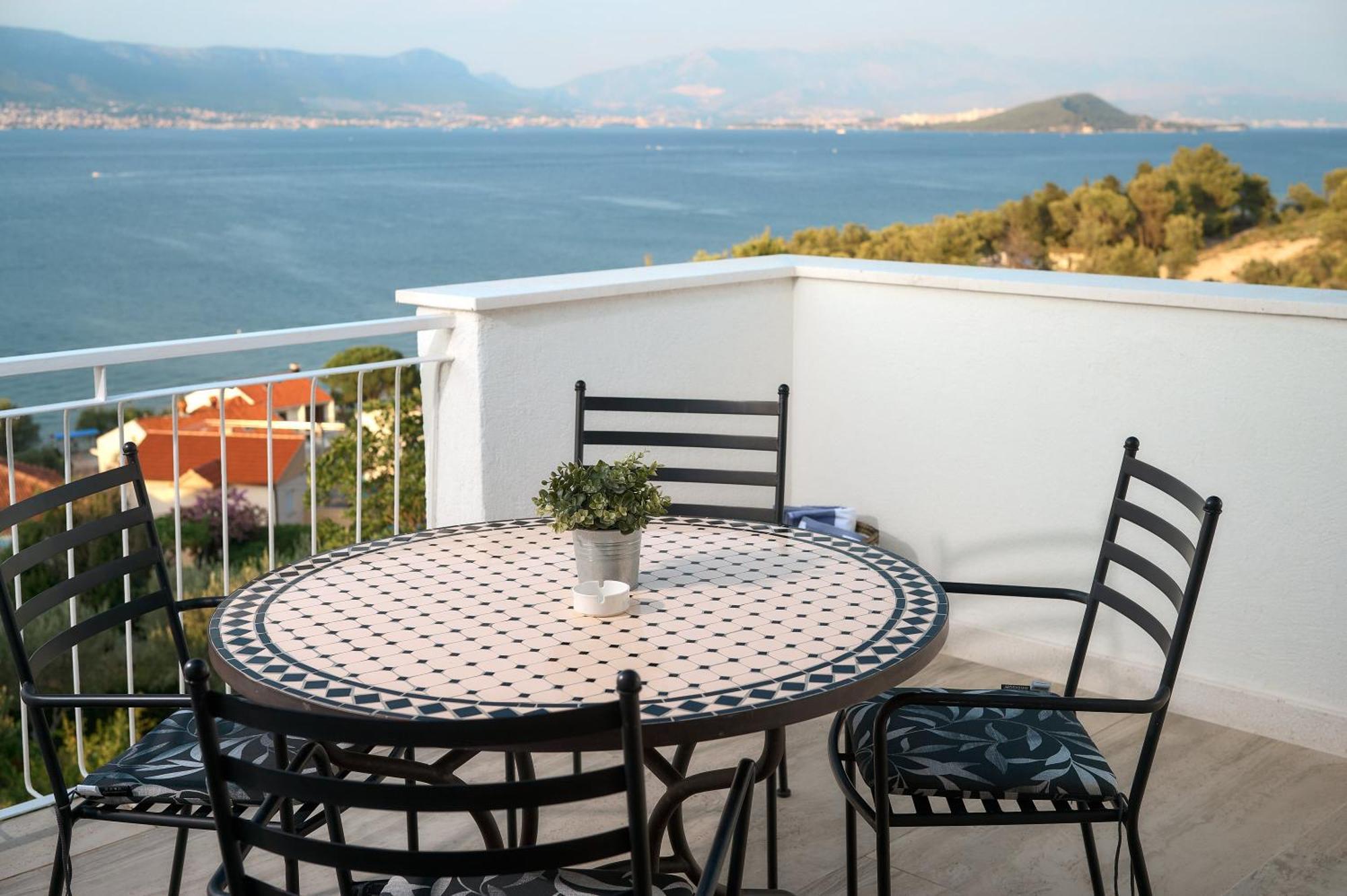 Apartments Ziggy Star Slatine Luaran gambar